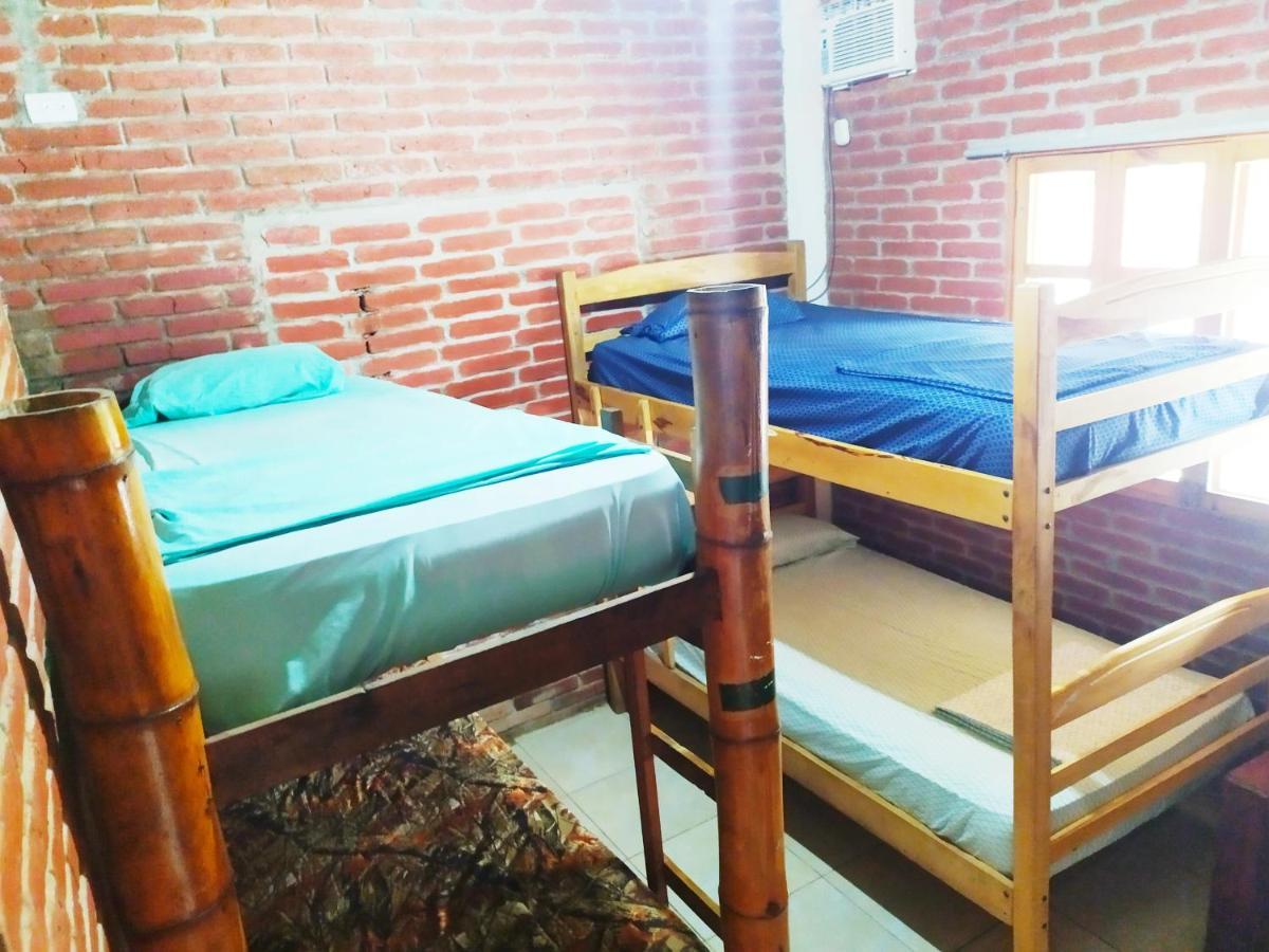 Hostel Iguana Beach House Montañita Zewnętrze zdjęcie