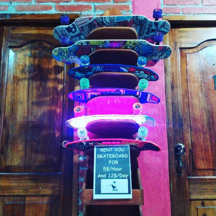 Hostel Iguana Beach House Montañita Zewnętrze zdjęcie