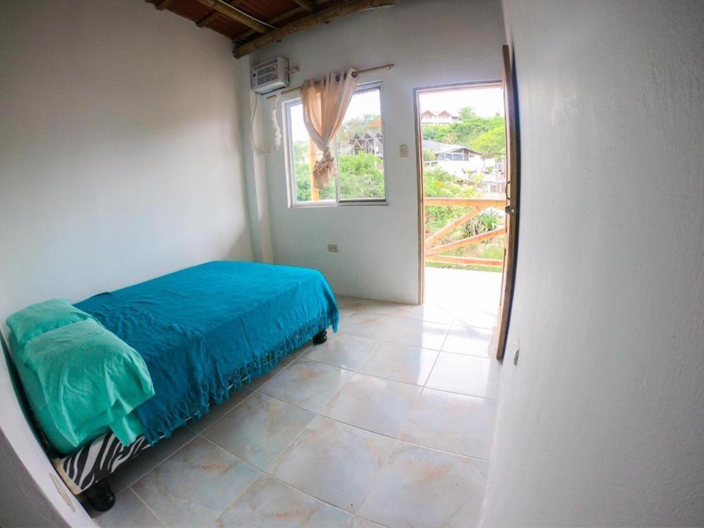 Hostel Iguana Beach House Montañita Zewnętrze zdjęcie