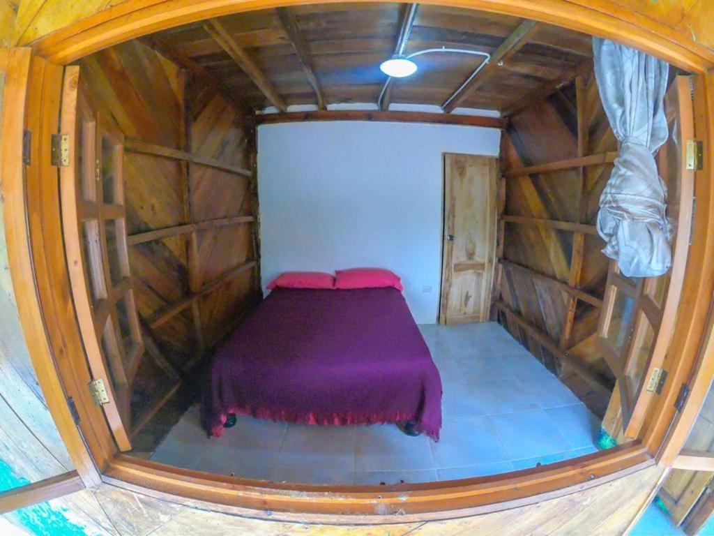 Hostel Iguana Beach House Montañita Zewnętrze zdjęcie