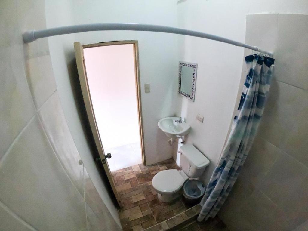 Hostel Iguana Beach House Montañita Zewnętrze zdjęcie